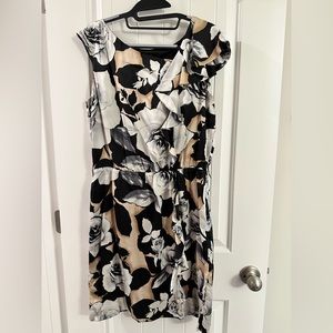 Silk dress white, tan, black
